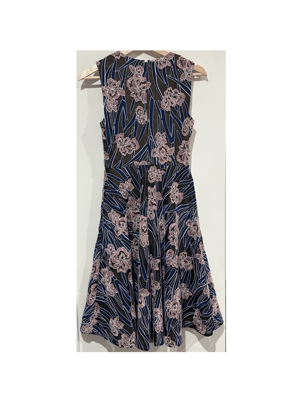Dress The Population Macie Floral Embroidery Fit & Flare Dress - Picture 6 of 10